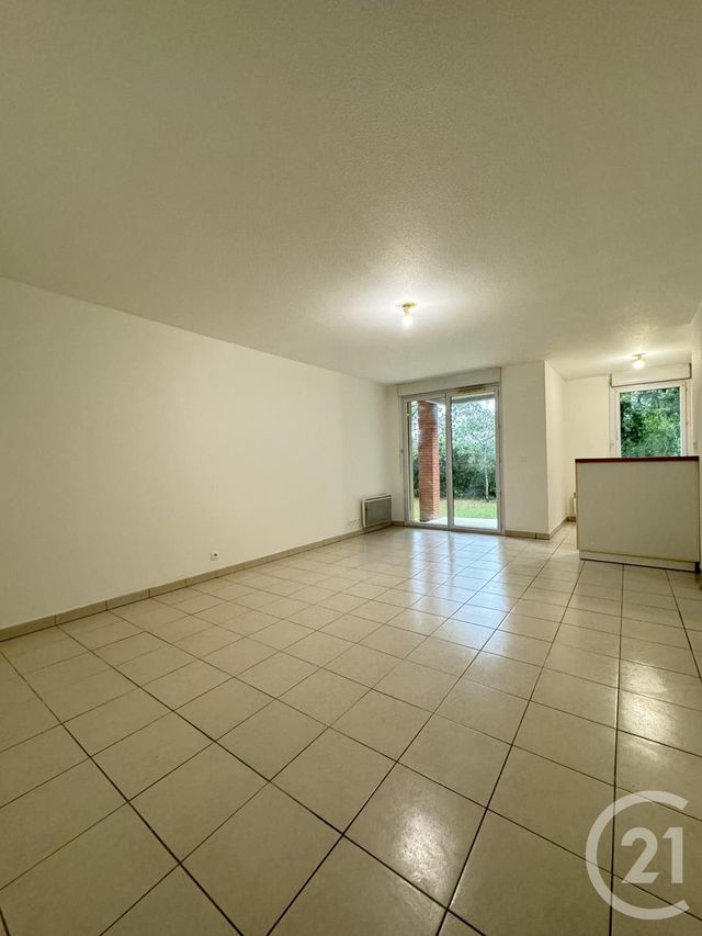 Appartement T2 à louer - 2 pièces - 43.14 m2 - FONSORBES - 31 - MIDI-PYRENEES - Century 21 Idéa